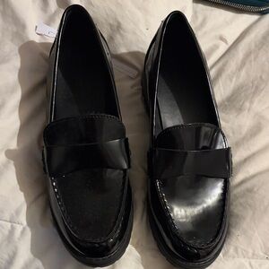Old Navy Glossy Black Women's Flats